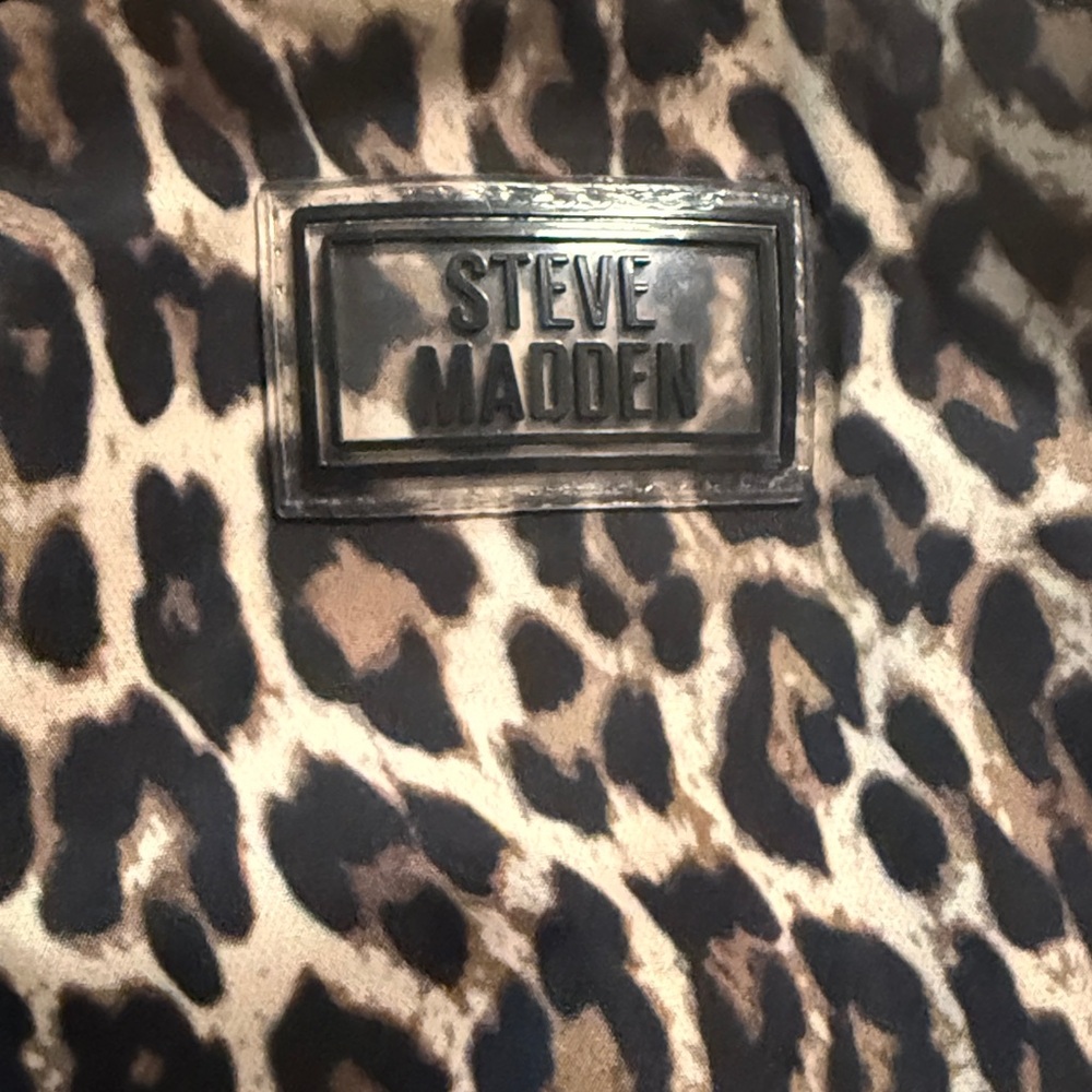 Steve Madden Animal Print backpack - Picture 2 of 6